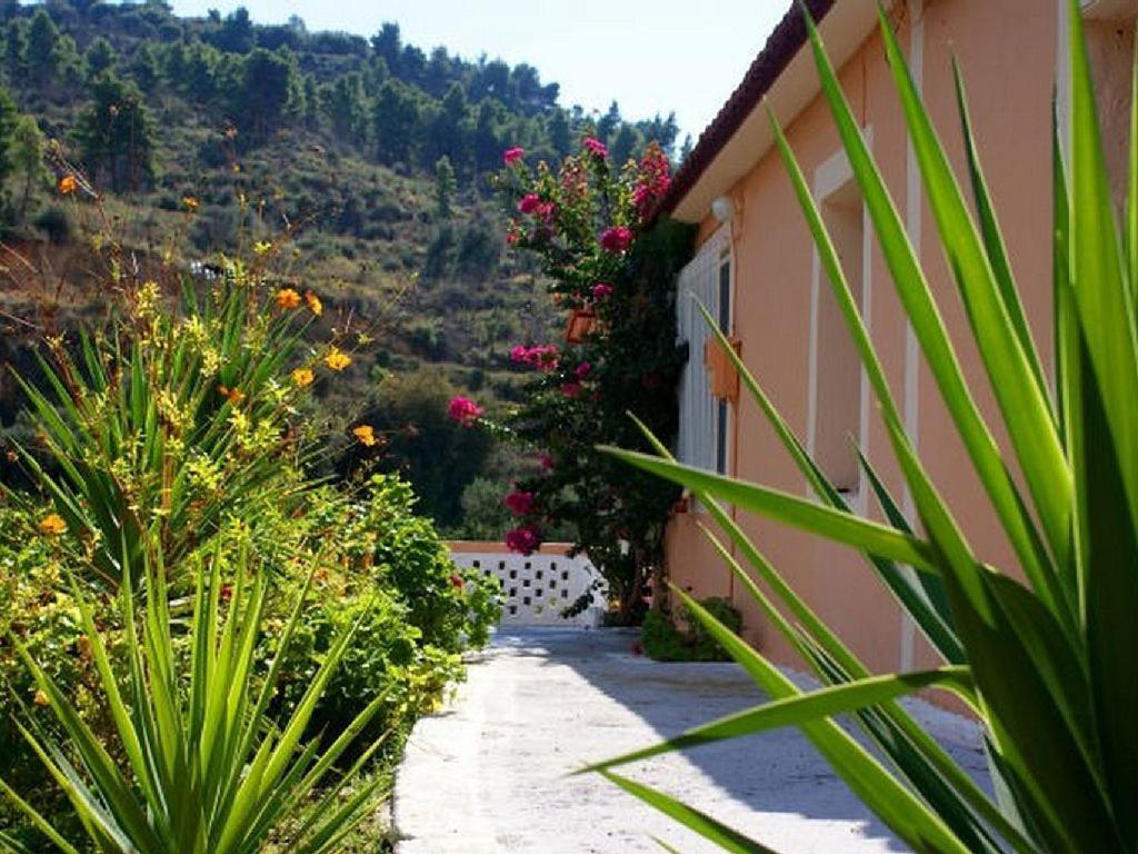 Villa Thea Kato Samikon Exterior photo